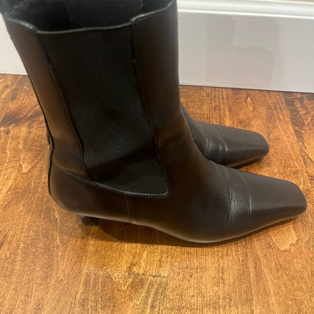 Tony Bianco Eloise Boot in Black Como, Size 6.5 - Picture 3 of 9